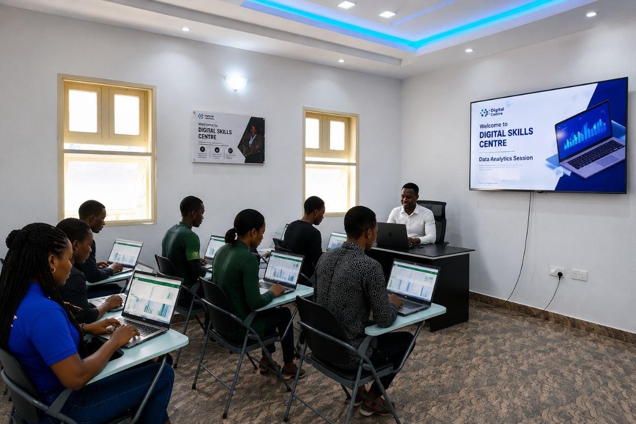 Digital Skills Centre candidates in training
